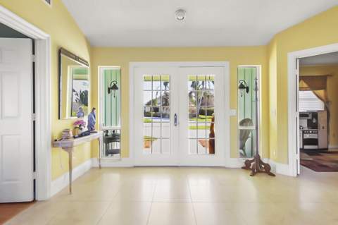 10691 SE Jupiter Narrows Drive, Hobe Sound FL - photo 12 of 53
