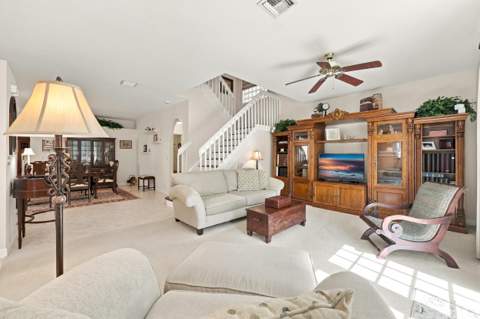 6346 Stonehurst Circle, Lake Worth FL - photo 9 of 46