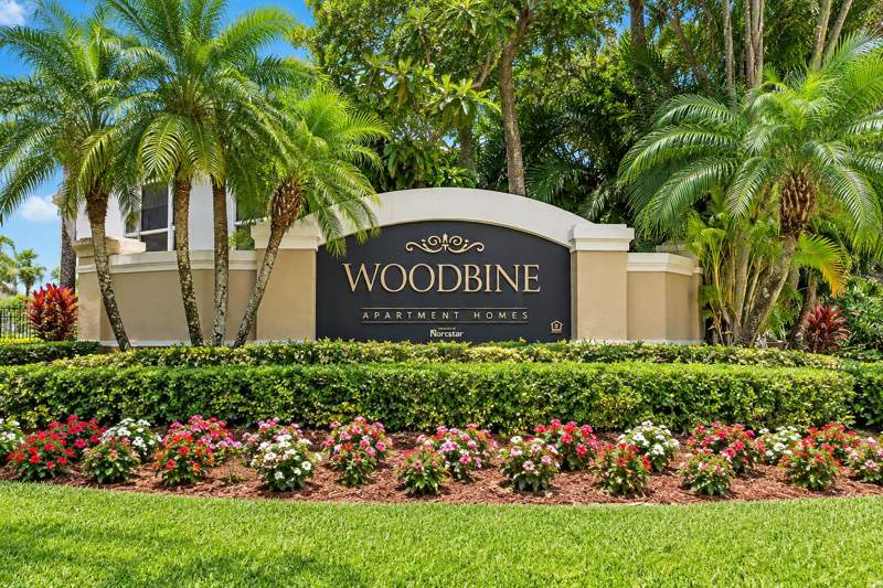 4 bedroom Single Family Residence at 5137 Elpine Way, Woodbine Par E, Riviera Beach — photo 2