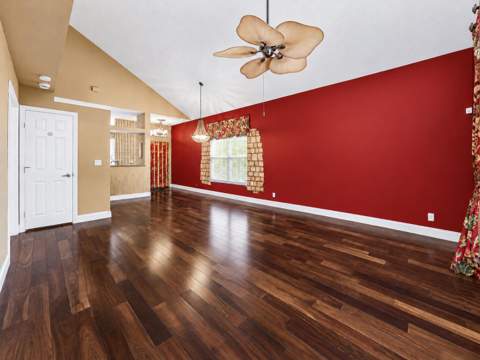 5137 Elpine Way, Riviera Beach FL - photo 8 of 42