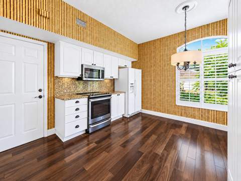 5137 Elpine Way, Riviera Beach FL - photo 13 of 42