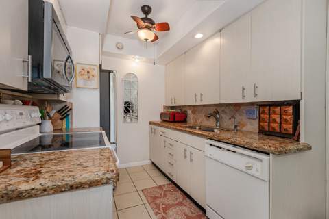 1004 Newport G #1004, Deerfield Beach FL - photo 8 of 33