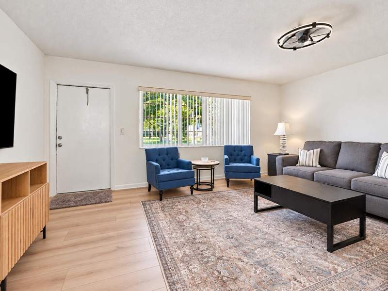 1 bedroom Condominium at 80 Norwich D, Norwich Condo, West Palm Beach — photo 3