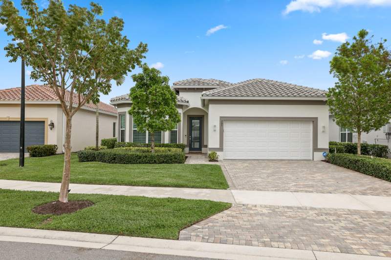 4 bedroom Single Family Residence at 205 Geillis Path, Enclave At Sherwood, Delray Beach — photo 2