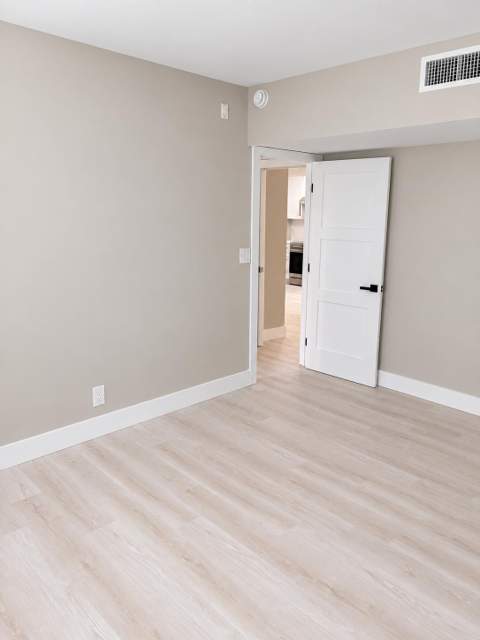 3900 Oaks Clubhouse Drive #101, Pompano Beach FL - photo 20 of 29