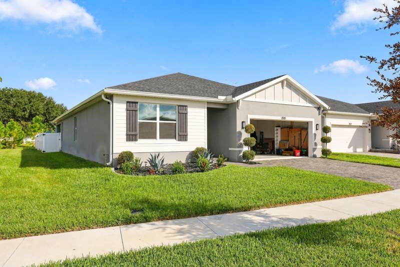4 bedroom Single Family Residence at 8915 Dahlia Circle, Azalea, Port St. Lucie — photo 2