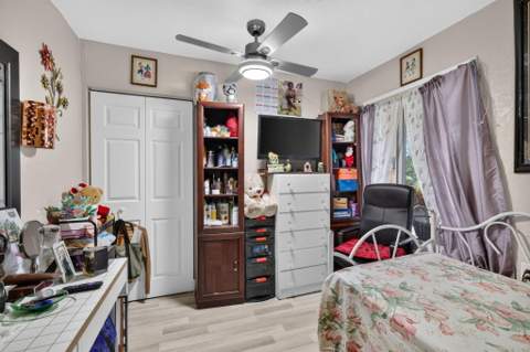 9877 NW 26th Place, Sunrise FL - photo 23 of 33