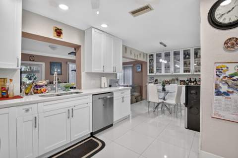 9877 NW 26th Place, Sunrise FL - photo 16 of 33