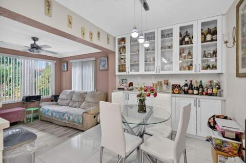9877 NW 26th Place, Sunrise FL - photo 18 of 33