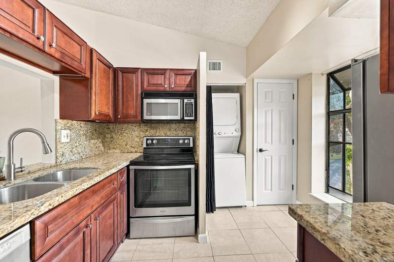 2 bedroom Condominium at 717 Gardens Drive #206, Gardens North Eleven Condo, Pompano Beach — photo 4