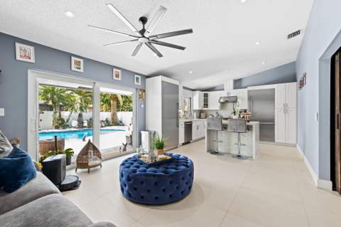10110 SW 16th Place, Davie FL - photo 13 of 29