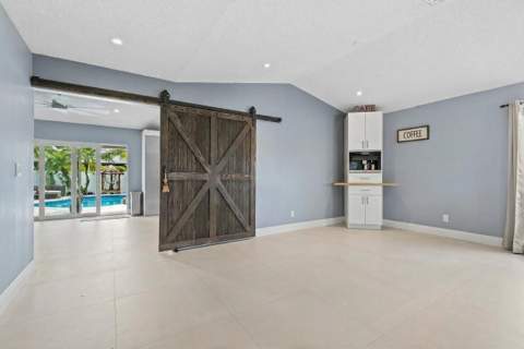 10110 SW 16th Place, Davie FL - photo 8 of 29