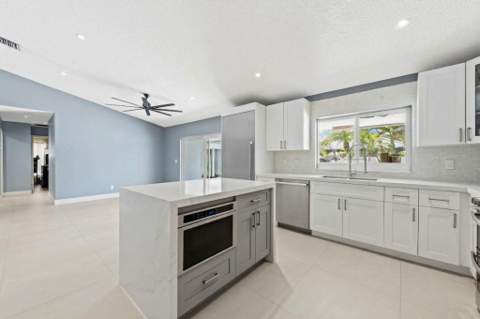10110 SW 16th Place, Davie FL - photo 9 of 29