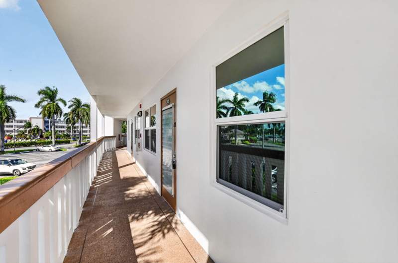 2 bedroom Condominium at 2025 Cornwall B, Century Village, Boca Raton — photo 2