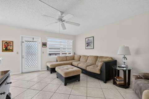 2025 Cornwall B, Boca Raton FL - photo 9 of 53