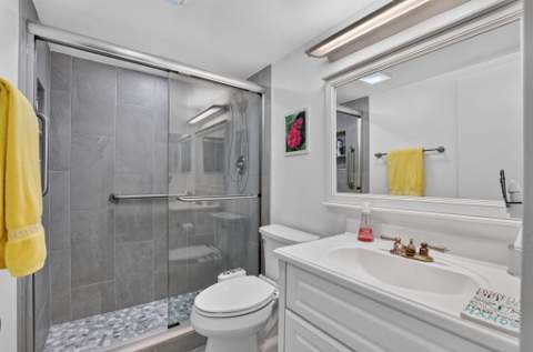 2025 Cornwall B, Boca Raton FL - photo 12 of 53