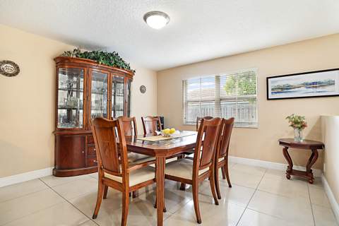 6666 Saltaire Terrace, Margate FL - photo 12 of 40