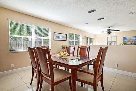 6666 Saltaire Terrace, Margate FL - photo 13 of 40