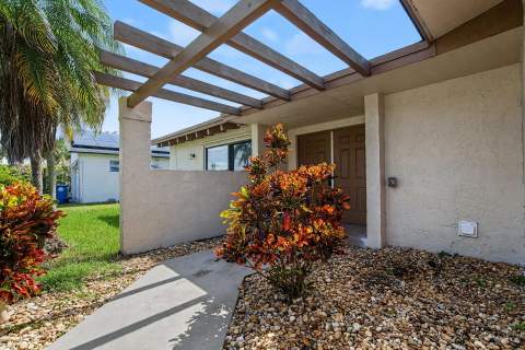 9454 NW 46th Street, Sunrise FL - photo 6 of 40
