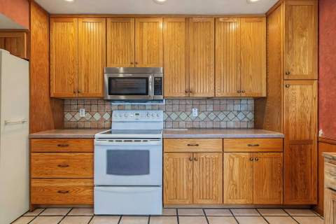 9454 NW 46th Street, Sunrise FL - photo 19 of 40