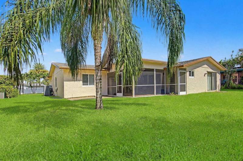 3 bedroom Single Family Residence at 9454 NW 46th Street, Lakeview Homes Phase 1, Sunrise — photo 4