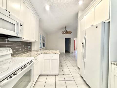 5762 Peachwood Court, Jupiter FL - photo 11 of 20