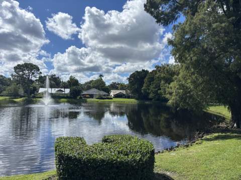 5762 Peachwood Court, Jupiter FL - photo 19 of 20