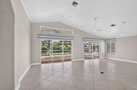 6649 Sherbrook Drive, Boynton Beach FL - photo 7 of 104