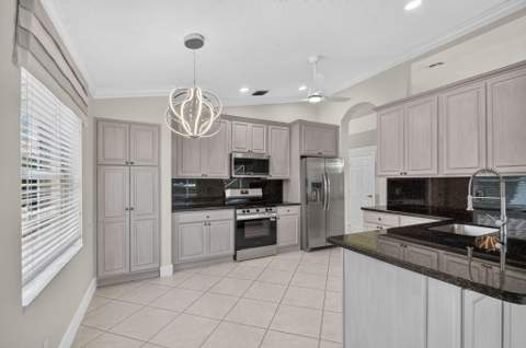 6649 Sherbrook Drive, Boynton Beach FL - photo 14 of 104