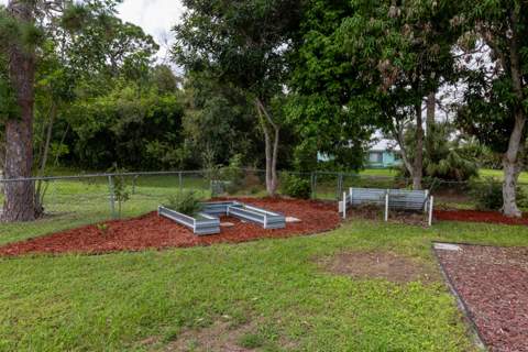 1372 SE Roanoke Street, Port St. Lucie FL - photo 8 of 27