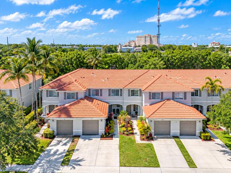 3 bedroom Townhouse at 7118 Hawks Nest Terrace #7118, North County Pud 2, Riviera Beach — photo 4
