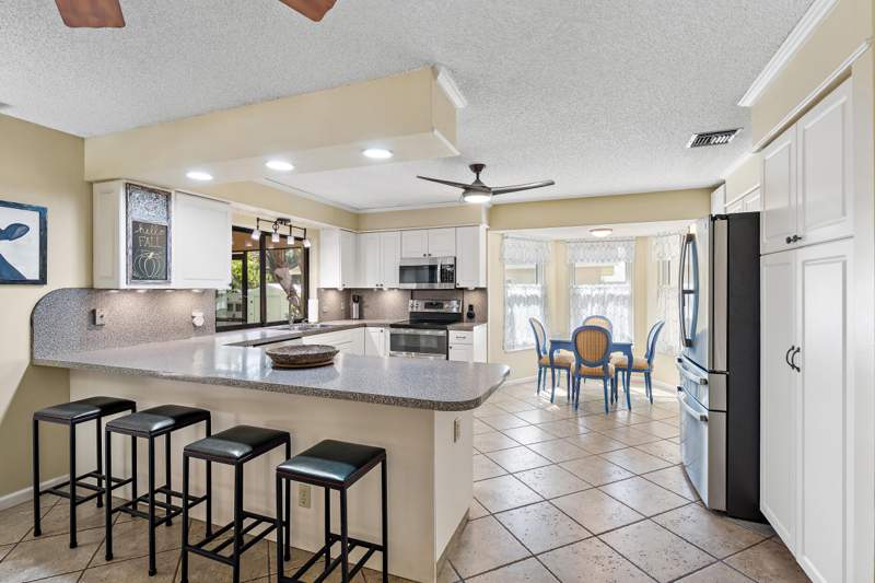4 bedroom Single Family Residence at 15606 87th Trail, Palm Beach Country Estates, Palm Beach Gardens — photo 4