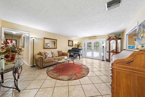 15606 87th Trail, Palm Beach Gardens FL - photo 11 of 25