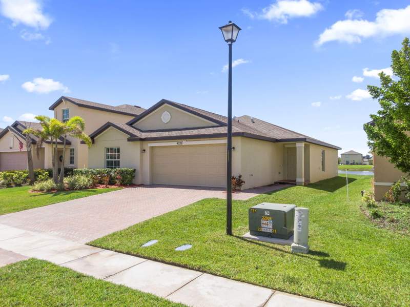 3 bedroom Single Family Residence at 4235 Troon Place, Bent Creek Tract B-2, Fort Pierce — photo 5