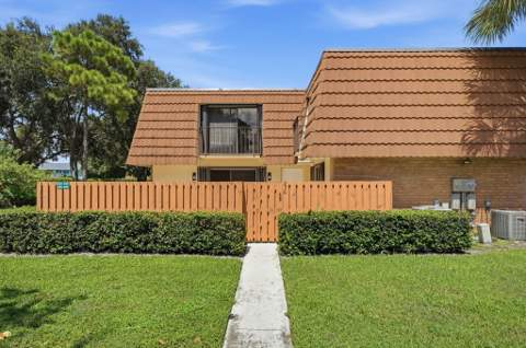236 Charter Way, West Palm Beach FL - photo 23 of 27