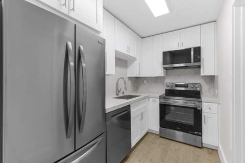 8500 NW 59th Street, Tamarac FL - photo 6 of 16