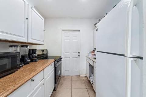 1787 NE 49th Street, Pompano Beach FL - photo 9 of 24