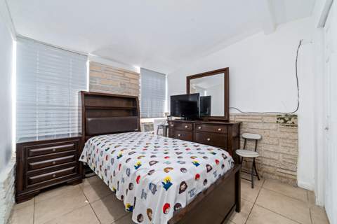 1787 NE 49th Street, Pompano Beach FL - photo 10 of 24