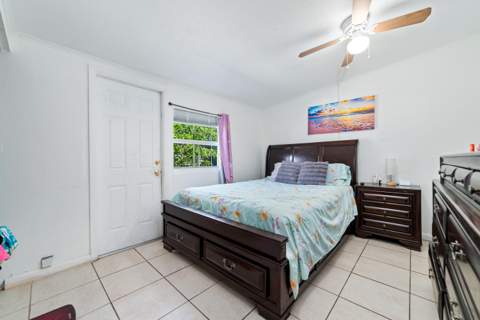 1787 NE 49th Street, Pompano Beach FL - photo 12 of 24