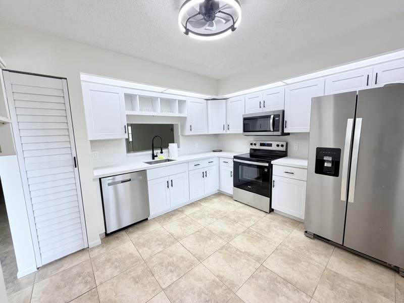 1 bedroom Condominium at 1110 SW 125th Avenue #208M, Cambridge At Century Village, Pembroke Pines — photo 3