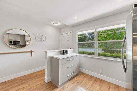 2802 Victoria Way Way #J1, Coconut Creek FL - photo 21 of 39