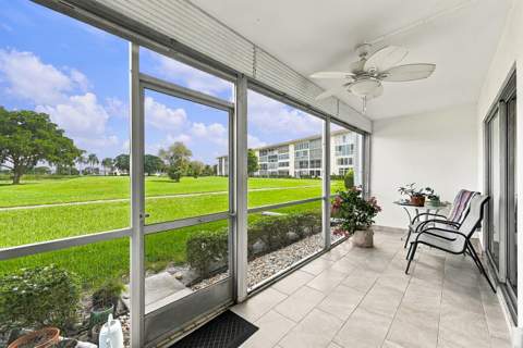 2802 Victoria Way Way #J1, Coconut Creek FL - photo 15 of 39