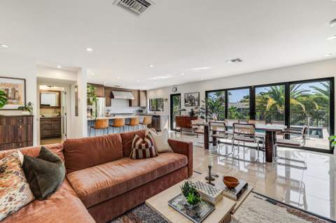 2408 NE 17th Terrace, Wilton Manors FL - photo 13 of 65
