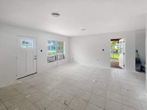 1106 S 7th Street, Fort Pierce FL - photo 10 of 25