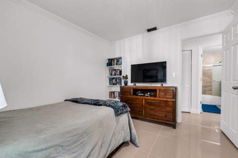 11391 Whisper Sound Drive, Boca Raton FL - photo 16 of 34
