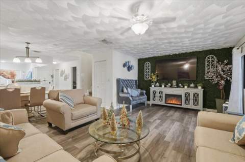 9240 NW 14th Street, Pembroke Pines FL - photo 11 of 28