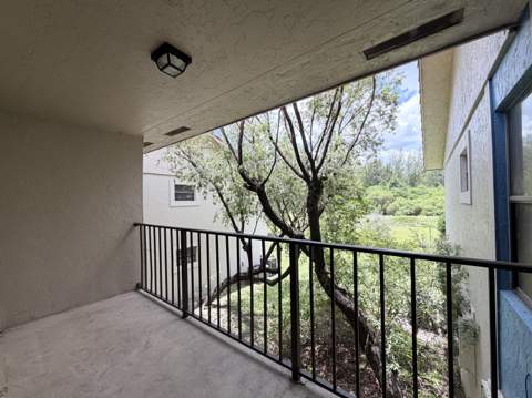 1541 Windorah Way #E, West Palm Beach FL - photo 7 of 35