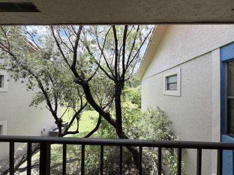 1541 Windorah Way #E, West Palm Beach FL - photo 9 of 35