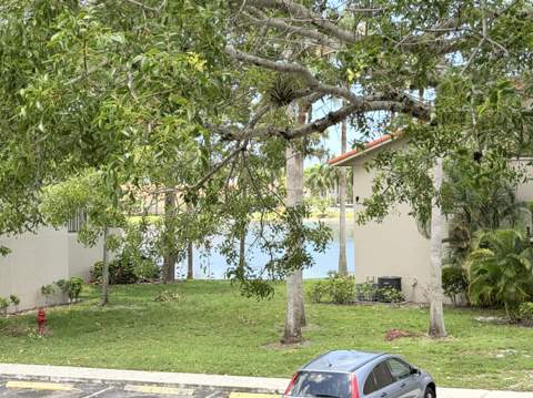 1541 Windorah Way #E, West Palm Beach FL - photo 14 of 35