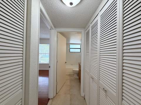 1541 Windorah Way #E, West Palm Beach FL - photo 15 of 35